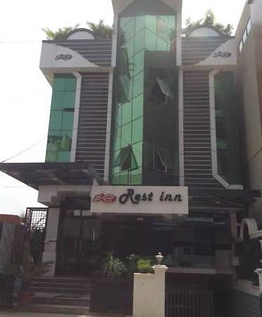 Hotel Rest Inn Чикмагалур Екстер'єр фото